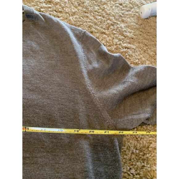 Joseph Abboud Sweater Medium Brown Extra Fine Merino Wool V-Neck Soft Men's - Picture 9 of 9